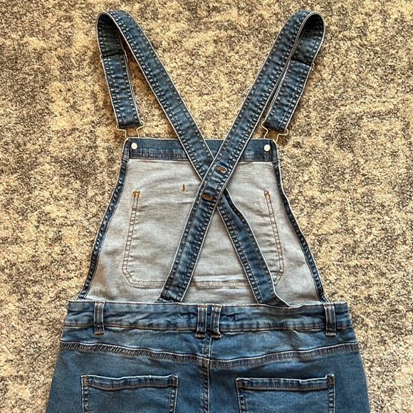 Highway Jeans Distressed Bib Overalls - Picture 8 of 12